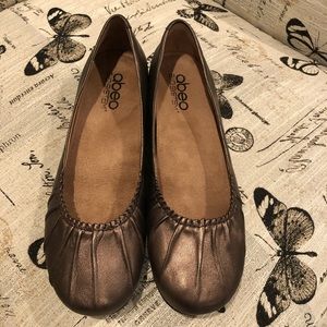 Abeo Taylin Metalic Copper Flats